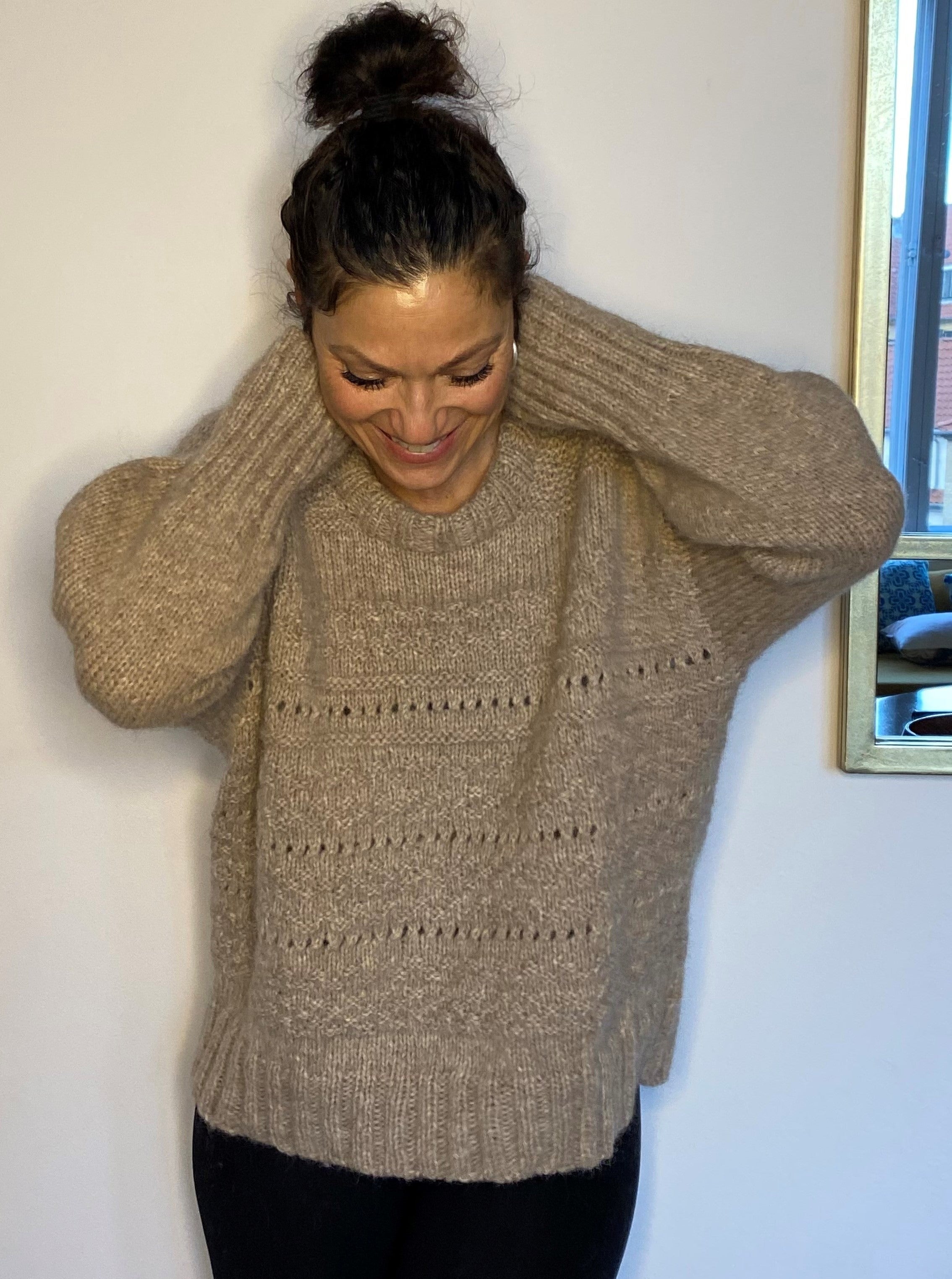 SWEATER D